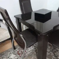 میز غذاخوری ۴ نفره