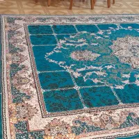 یک تخته فرش نه متری ۷۰۰ شانه