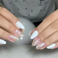 آموزش و کاشت ناخن تخصصی و ارائه خدمات بافت مو