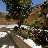 خانه سه طبقه