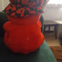 عروسک خرس رنگ قرمز