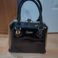 تعدادی کیف و کفش نو