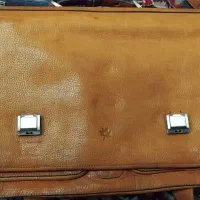 کیف چرمی|کیف، کفش، کمربند|قم, نیروگاه|دیوار