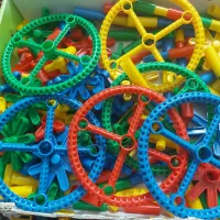 اسباب بازی پازلی ساخت و ساز ۲۰۰ قطعه