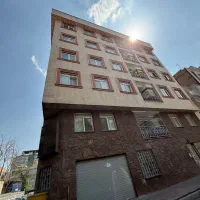 میدان-ولیعصر-67متری2خواب-فول-امکانات
