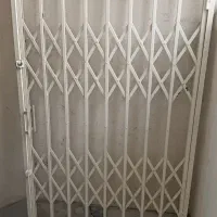 درب آکاردونی، محافظ فوق العاده محکم