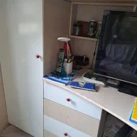 تخت نوجوان با میزتحریر و کمدها|تخت و صندلی بچه|تهران, امام زاده عبدالله|دیوار