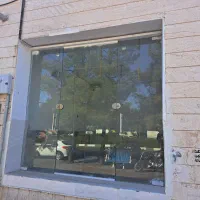 مغازه ۱۲ متری حاشیه خیابان کنار دانشگاه آزاد مشهد