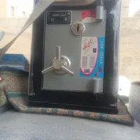 گاوصندوق شهریار|ابزارآلات|اندیشه, اندیشه فاز ۳|دیوار