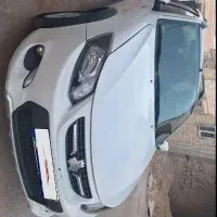 کوییکr سفید مشکی