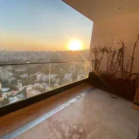 فروش-220-متر-برج-باغ-طبقات-بالا-در-ولنجک