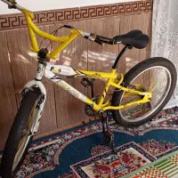 دوچرخه در حد نو