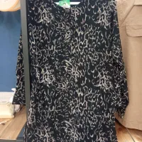 بلوز سایز 48و، 50و52 ارسال میشه دوطرحه