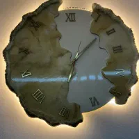 ساعت دیواری دکوری رزینی طرح سنگ با نور مخفی