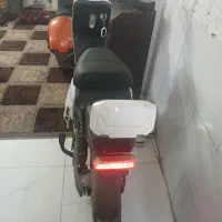 اسکوتر برقی|دوچرخه، اسکیت، اسکوتر|شیراز, قلعه شاهزاده بیگم|دیوار