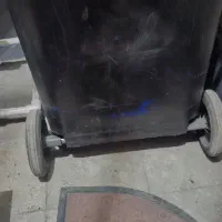 سطل آشغال بزرگ کاملا سالم زیاد استفاده نشده|لوازم نظافت|تهران, جیحون|دیوار