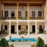 استخدام نیرو در عمارت عباسقلی خان