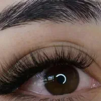 کاشت مژه هیدن، اصلاح، کوتاهی رنگ