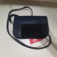 کیف دوشی زنانه نوین چرم همراه با اتیکت