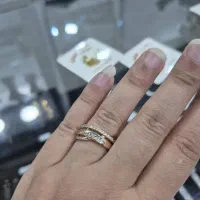 فروشنده خانم