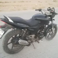 موتور پالس 220|موتورسیکلت|اصفهان, بهارستان|دیوار