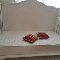 تخت نوجوان و کودک