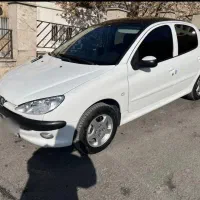 ۲۰۶ پاناروما سالم