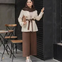 لباس زنانه و بچه گانه|لباس|ری, بی‌بی شهر بانو|دیوار