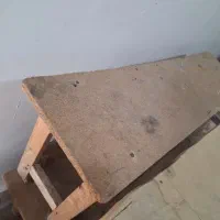 میز اتو و نیمکت ،کمد، وسایل کارگاه