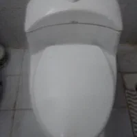 توالت فرنگی سالم