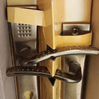 دستگیره درب