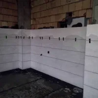 کارگر کاشیکار نیازمندم