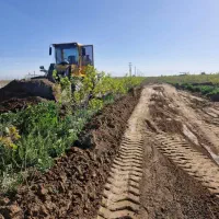 پیمانکاری حیدری مینی بیل ، لودر ، جرثقیل ، بنز تک|خدمات حمل و نقل|بوئین زهرا, |دیوار