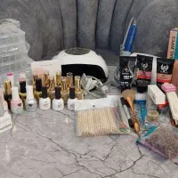 میز ناخن لوازم ناخن|آرایشگاه و سالنهای زیبایی|قم, زند آباد|دیوار