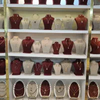 دکور فروشگاهی و لباس زیر