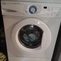 لباسشویی ال جی پاکشوما در حد نو