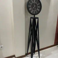 ساعت ایستاده مشکی