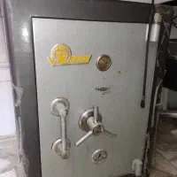 گاو صندوق کاوه پوشه خور