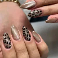 به چند مدل کاشت و لمینت وژلیش ناخن نیازمندم