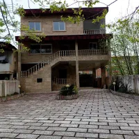 340-متر-ویلا-استخردار-به-قیمت