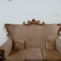 مبل سلطنتی و میز غذاخوری
