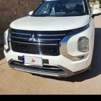 اوتلندر میتسوبیشی اچ لاین