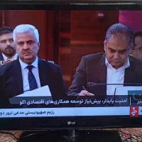 تلویزیون ال جی 42اینچ توضیحات رو حتما بخونید|تلویزیون و پروژکتور|سیرجان, |دیوار