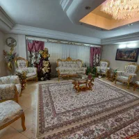 مبل استیل(سلطنتی) همراه با ساعت ایستاده