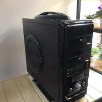 کیس و مانیتور