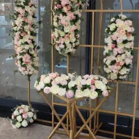 گل آرایی مصنوعی با ۱۲۰۰ تومان