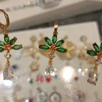 سرویس گوشواره و گردنبند