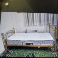 تخت و عصا کاملا سالم|تخت و سرویس خواب|تهران, شهرک ولیعصر شمالی|دیوار