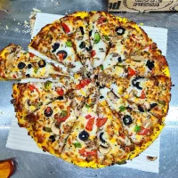 کمک آشپز نیرو پیک موتوری جهت کار در فست فود