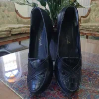 کفش زنانه|کیف، کفش، کمربند|شیراز, میرزاکوچک خان|دیوار